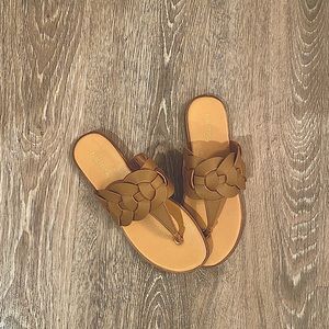 Brand new Nautica andals